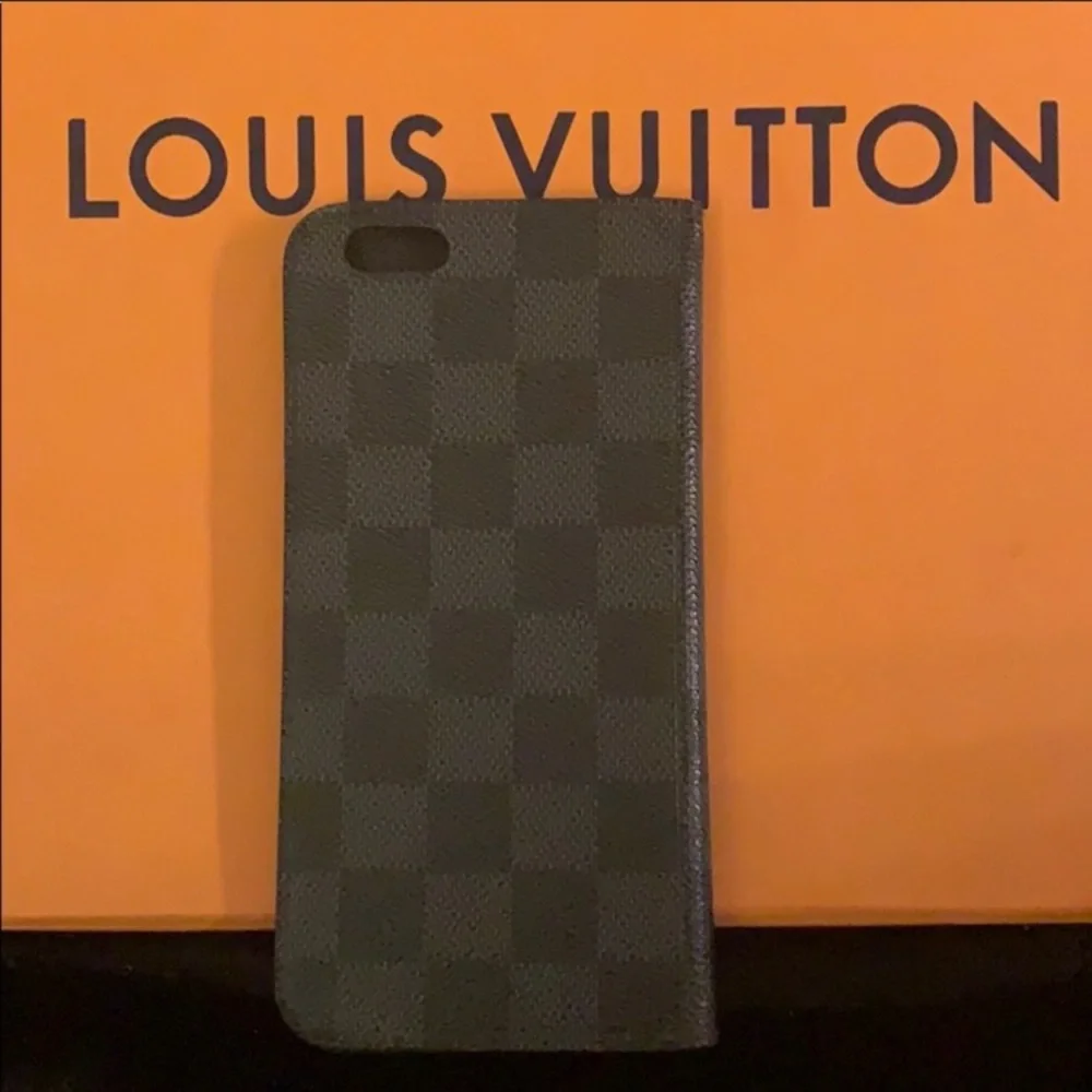 Louis Vuitton Damier Graphite iPhone 8 Plu…‎